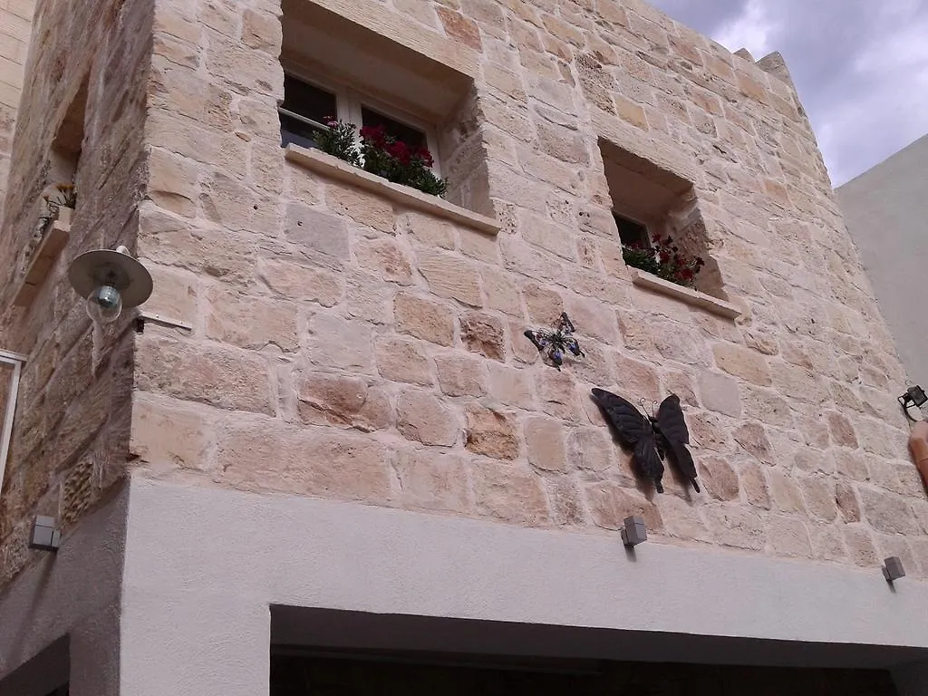 Loggia Mariposa Bed & Breakfast Naxxar 4*,