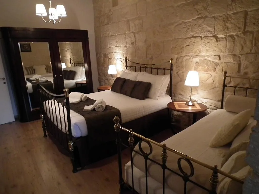 Loggia Mariposa Bed & Breakfast Naxxar 4*,  Malta