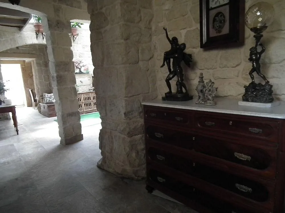 Loggia Mariposa Bed & Breakfast Naxxar 4*,